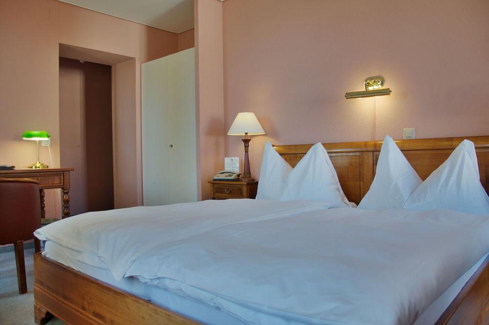 Hostellerie Les Chevreuils Losanna Esterno foto